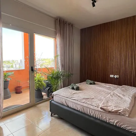 Tropical Apartment