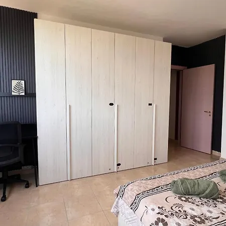 Apartment Tropical